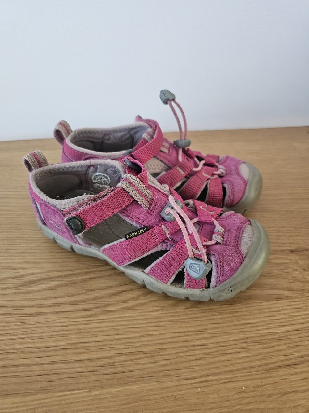 Keen Pink Kids Size 11 Outdoor Sandals Waterproof Shoes Girl